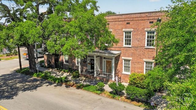 462 Montgomery Street, Savannah, GA 31401