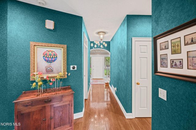 29036 E River Road, Perrysburg, OH 43551