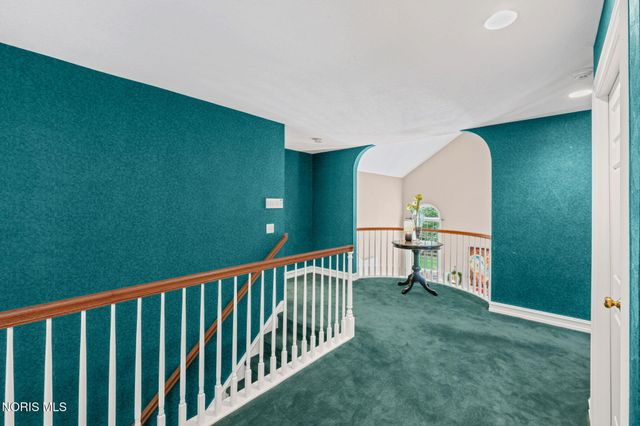 29036 E River Road, Perrysburg, OH 43551