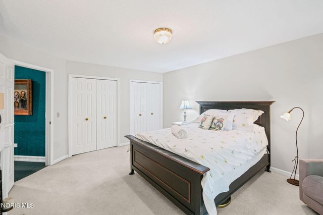 29036 E River Road, Perrysburg, OH 43551