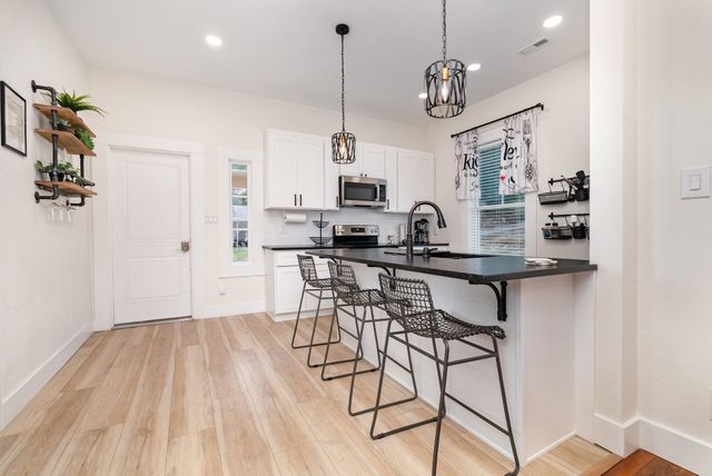 334 S Howard Avenue, Landrum, SC 29356