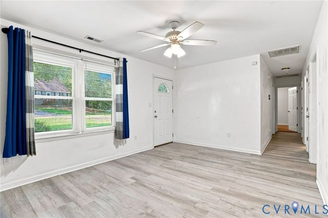 11307 Great Branch Dr, Chester, VA 23831
