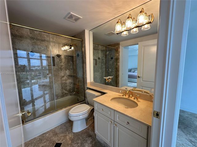 6051 N Ocean Dr 704, Hollywood, FL 33019