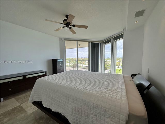 6051 N Ocean Dr 704, Hollywood, FL 33019