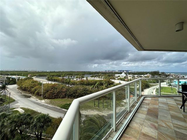 6051 N Ocean Dr 704, Hollywood, FL 33019