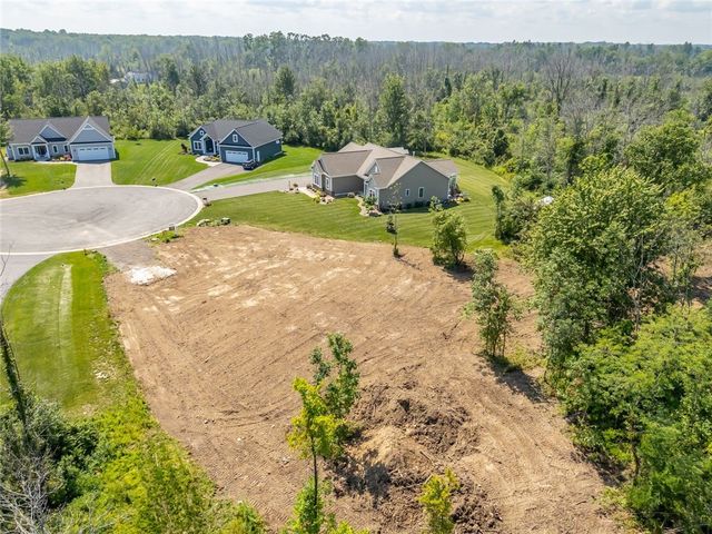 371 Shorewood Trail, Ontario, NY 14519