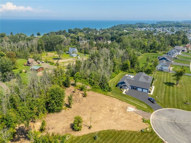 371 Shorewood Trail, Ontario, NY 14519