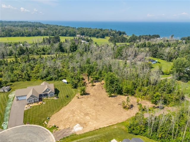 371 Shorewood Trail, Ontario, NY 14519