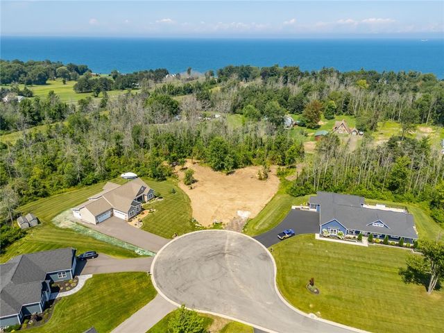 371 Shorewood Trail, Ontario, NY 14519