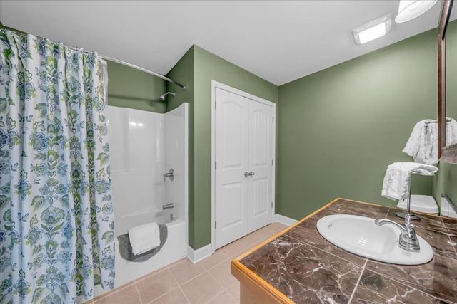 131 Butterfly Ln, Bell Buckle, TN 37020