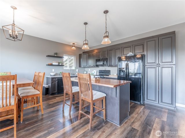 202 Chipmunk Trail Road, East Wenatchee, WA 98802