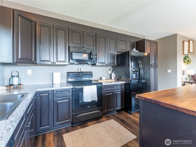 202 Chipmunk Trail Road, East Wenatchee, WA 98802