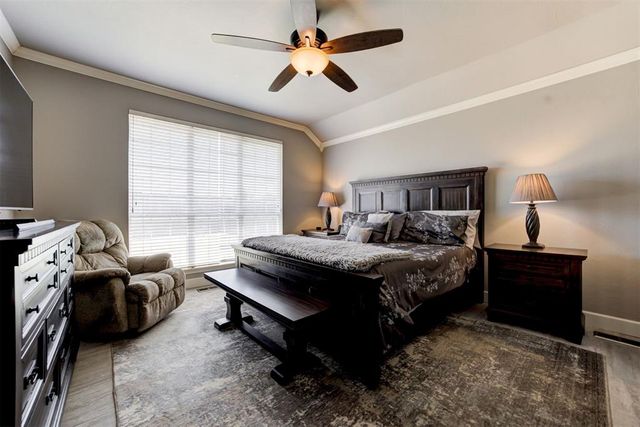 1112 Copperfield Drive, Edmond, OK 73003