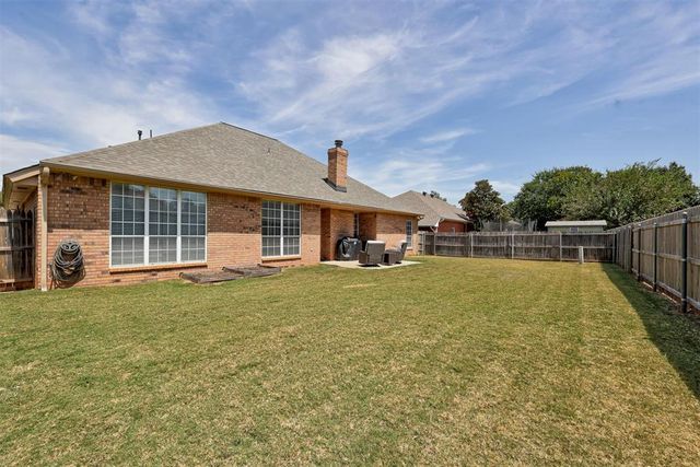 1112 Copperfield Drive, Edmond, OK 73003