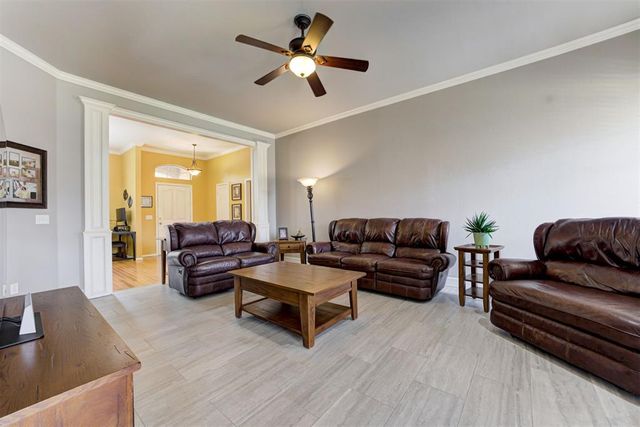 1112 Copperfield Drive, Edmond, OK 73003