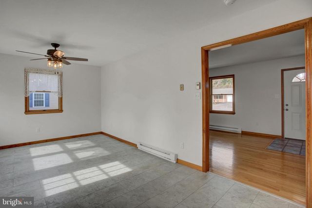1612 MAGNOLIA COURT, Chambersburg, PA 17202