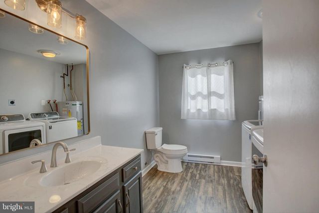 1612 MAGNOLIA COURT, Chambersburg, PA 17202