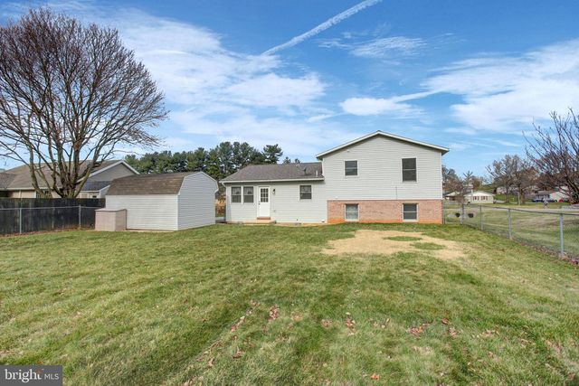 1612 MAGNOLIA COURT, Chambersburg, PA 17202