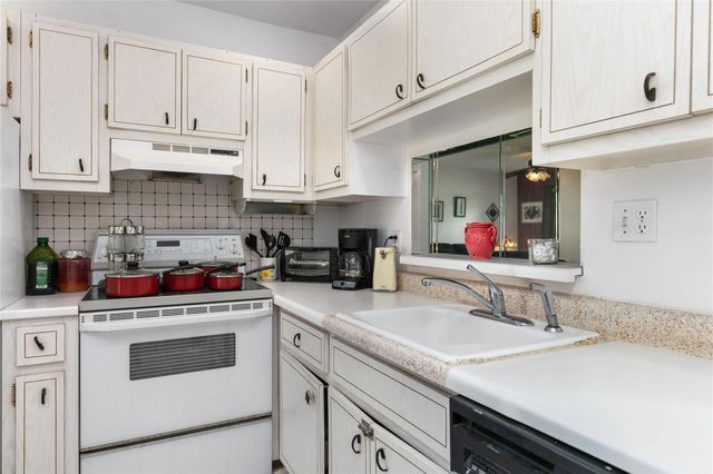 4411 NW 16th Street F109, Fort Lauderdale, FL 33313