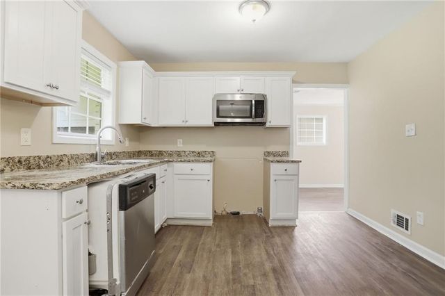 2749 Williamsburg Drive, Decatur, GA 30034
