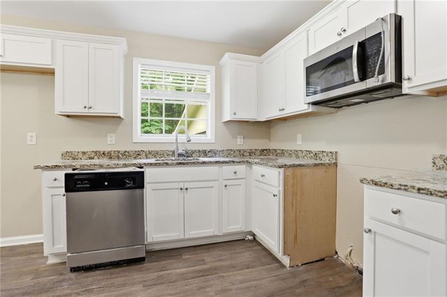 2749 Williamsburg Drive, Decatur, GA 30034