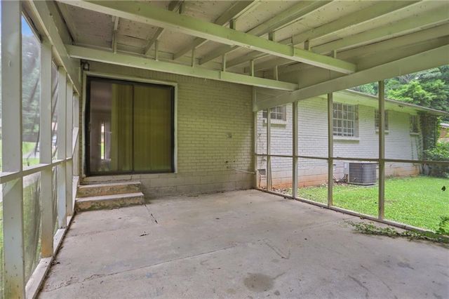 2749 Williamsburg Drive, Decatur, GA 30034