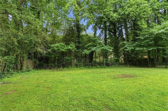 2749 Williamsburg Drive, Decatur, GA 30034