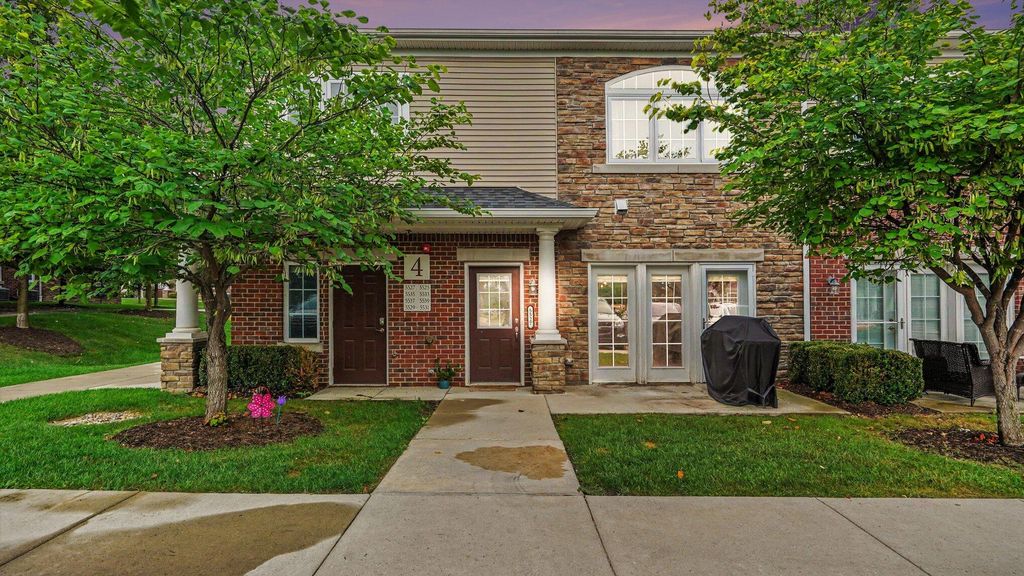 5527 Arbor Chase Drive, Scio Twp, MI 48103