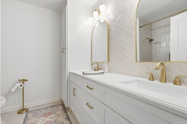 8908 CEDAR TRL, Boerne, TX 78006