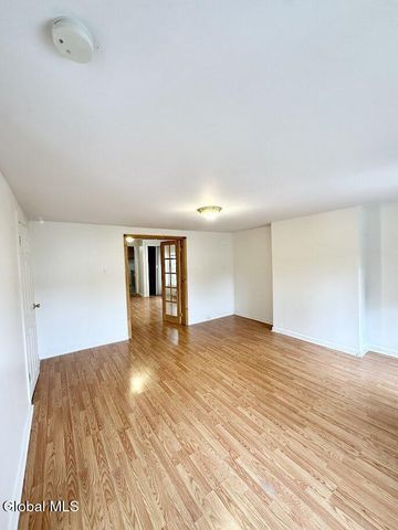 551 5th Avenue, Troy, NY 12182