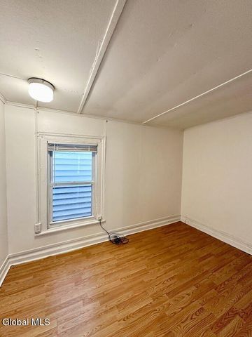 551 5th Avenue, Troy, NY 12182