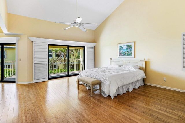 5109 N Ocean E Boulevard E, Ocean Ridge, FL 33435