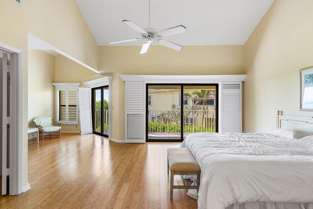 5109 N Ocean E Boulevard E, Ocean Ridge, FL 33435