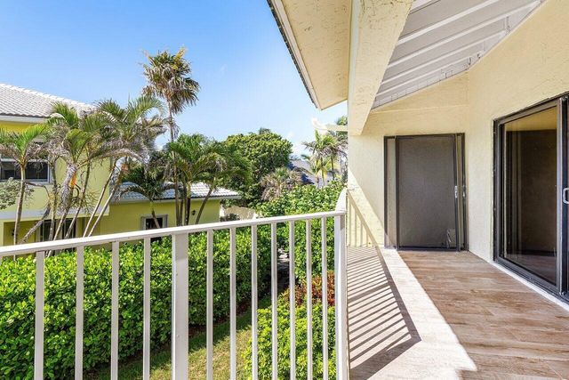 5109 N Ocean E Boulevard E, Ocean Ridge, FL 33435