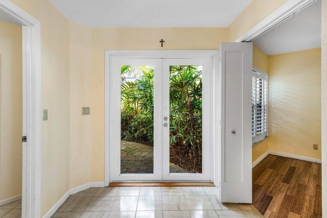 5109 N Ocean E Boulevard E, Ocean Ridge, FL 33435