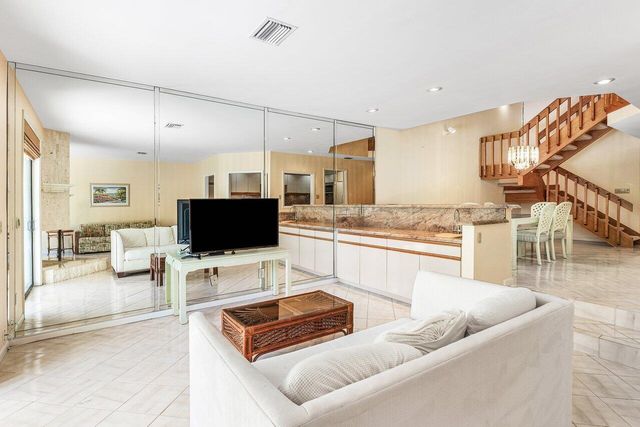 5109 N Ocean E Boulevard E, Ocean Ridge, FL 33435