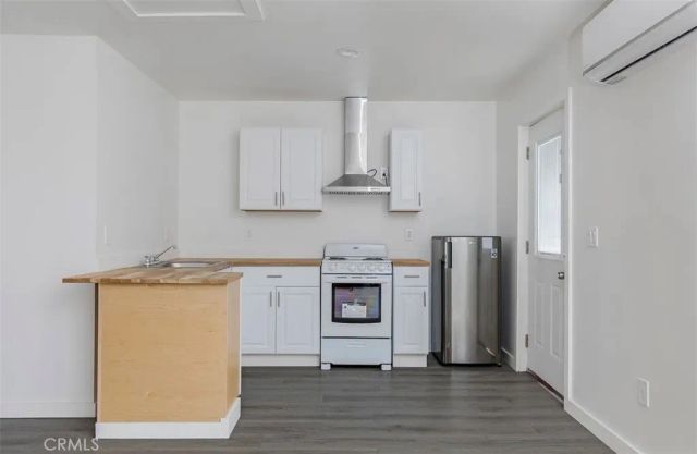 940 Cypress, Placentia, CA 92870