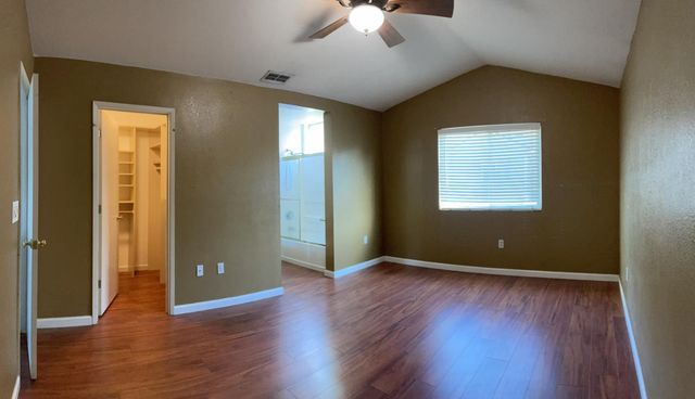 6368 Laguna Mirage Ln, Elk Grove, CA 95758