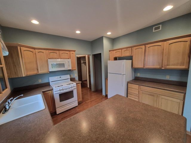 4152 Hawkridge Drive, Janesville, WI 53546