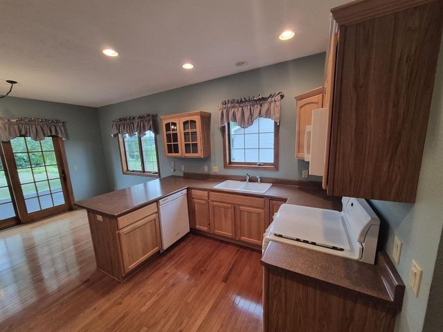 4152 Hawkridge Drive, Janesville, WI 53546