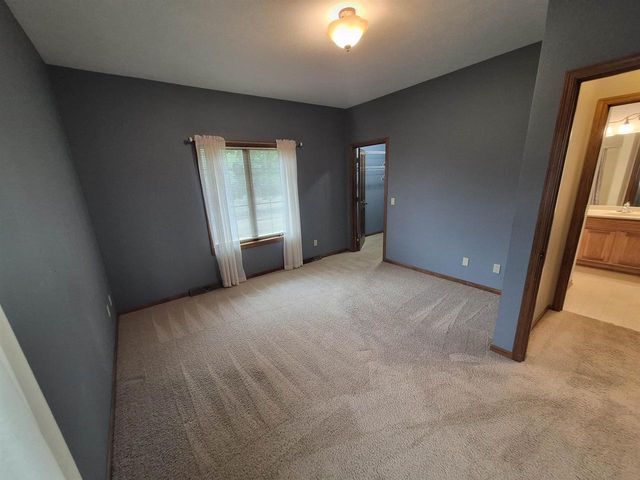 4152 Hawkridge Drive, Janesville, WI 53546