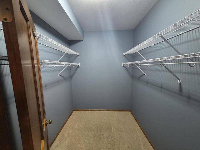 4152 Hawkridge Drive, Janesville, WI 53546