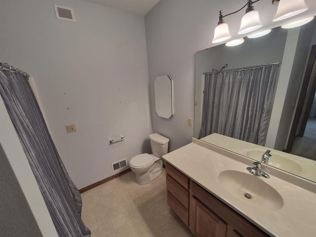 4152 Hawkridge Drive, Janesville, WI 53546