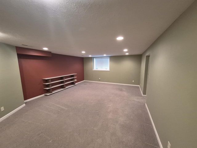 4152 Hawkridge Drive, Janesville, WI 53546