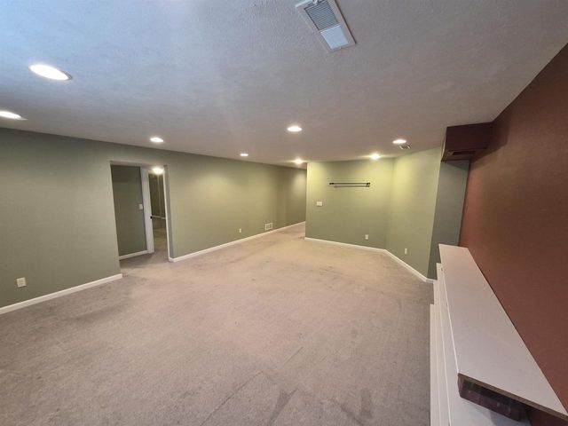 4152 Hawkridge Drive, Janesville, WI 53546