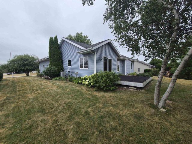 4152 Hawkridge Drive, Janesville, WI 53546
