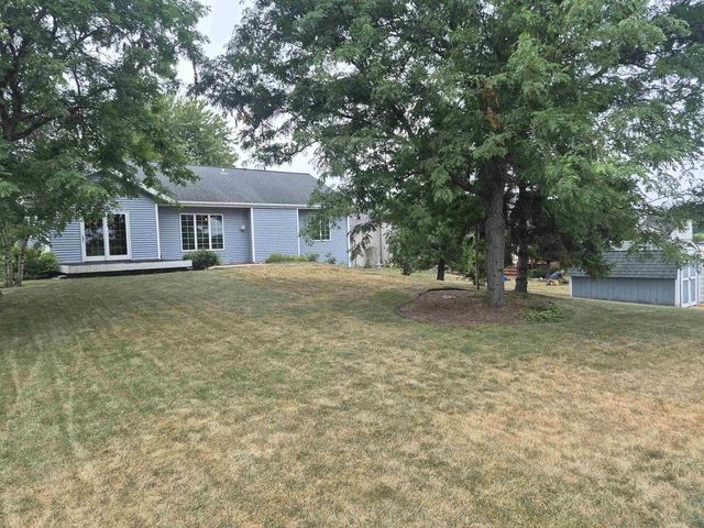 4152 Hawkridge Drive, Janesville, WI 53546