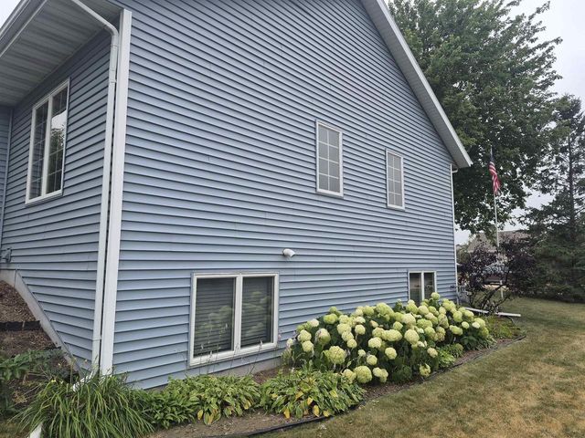 4152 Hawkridge Drive, Janesville, WI 53546