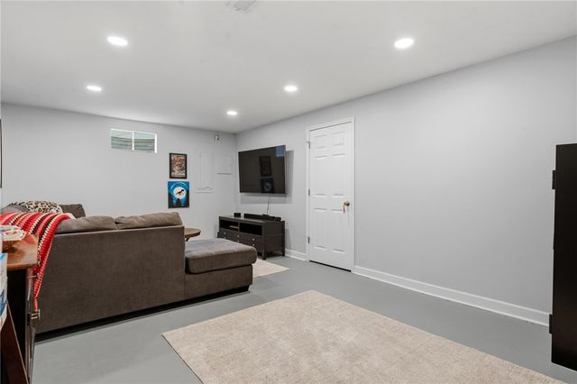 1973 Highlander Drive, Xenia, OH 45385