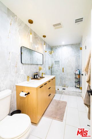1485 Norwich Avenue, Thousand Oaks, CA 91360